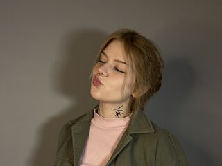 MaxineHaines's Live camgirl Profile Image