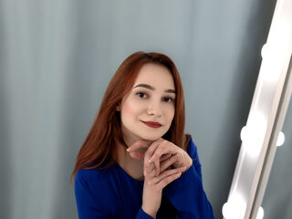 TrissMacklin's Live show cam Profile Image